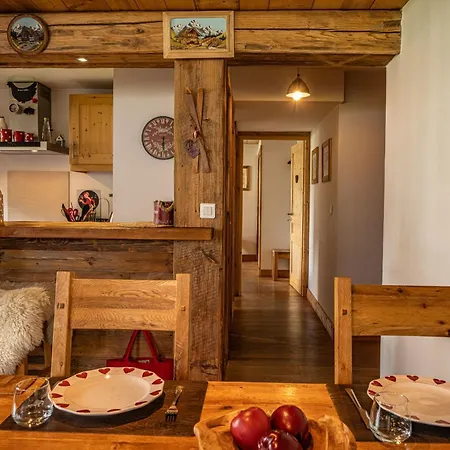 La Cachette - Mountain Style And Spacious 2-bed * Chamonix Mont Blanc